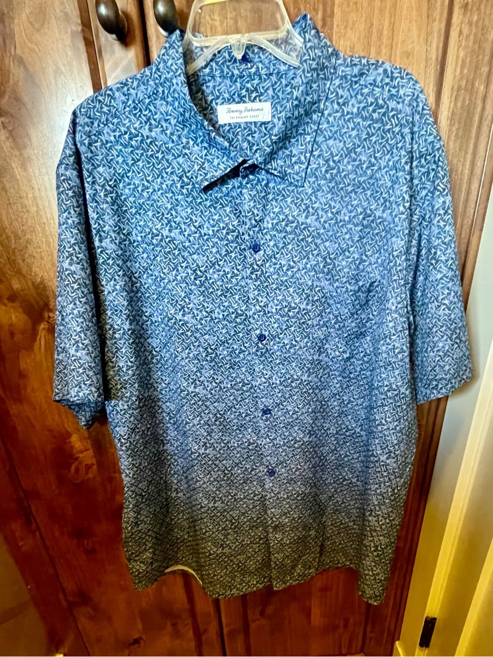 Tommy Bahama Navy and White Micro-Pattern Short-Sleeve Button-Down